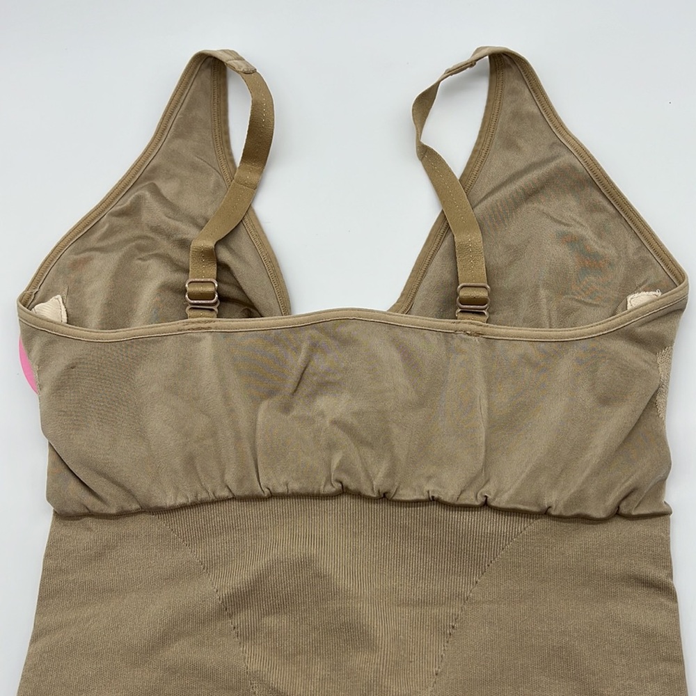 NWT SPANX Step Into Cami Slim Cognito With Removable Underwire Size Large Nude - Picture 5 of 10